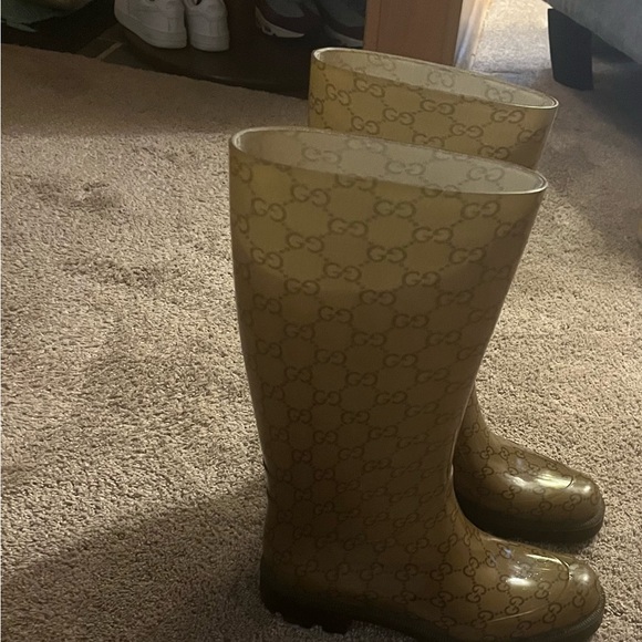 Gucci rainboots - Picture 2 of 3